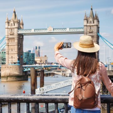 3 teljes napos kiruccanás Londonba repülővel és kiváló értékelésű 3*-os REGGELIS hotellel 48.300Ft