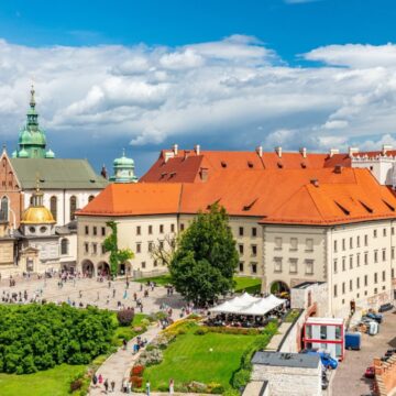 3 napos repülős HOSSZÚHÉTVÉGE Krakkóban modern hotelben, repülővel 40.000Ft-ért!
